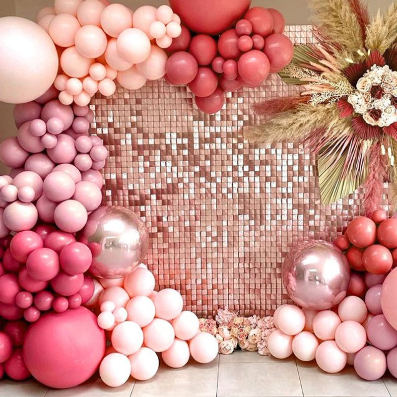 Schimmernder Wandhintergrund in Roségold und Gold mit Pailletten für Geburtstag und Hochzeit, B: 90 cm, H: 180 cm - Bild 1