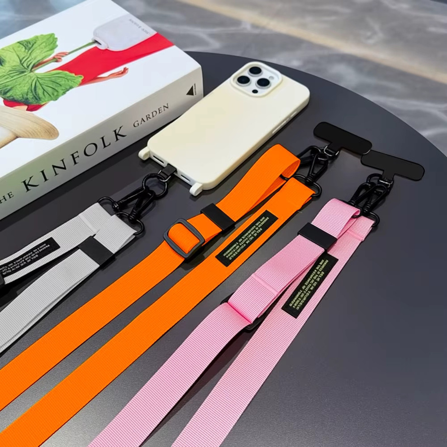 Robustes und verstellbares Handy-Lanyard als diagonale Umhängekette in Multicolour - Bild 3
