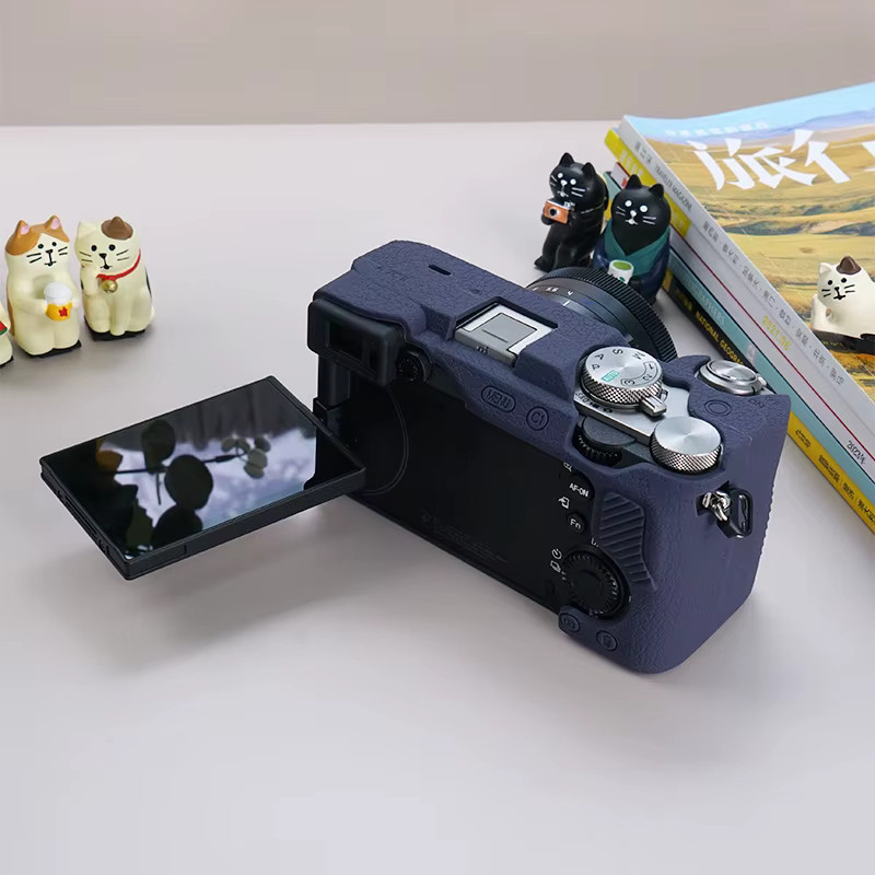 Silikon-Schutzhülle für Sony Alpha 7C Mark II und A7CR in Blau inklusive Displayschutzfolie - Bild 2