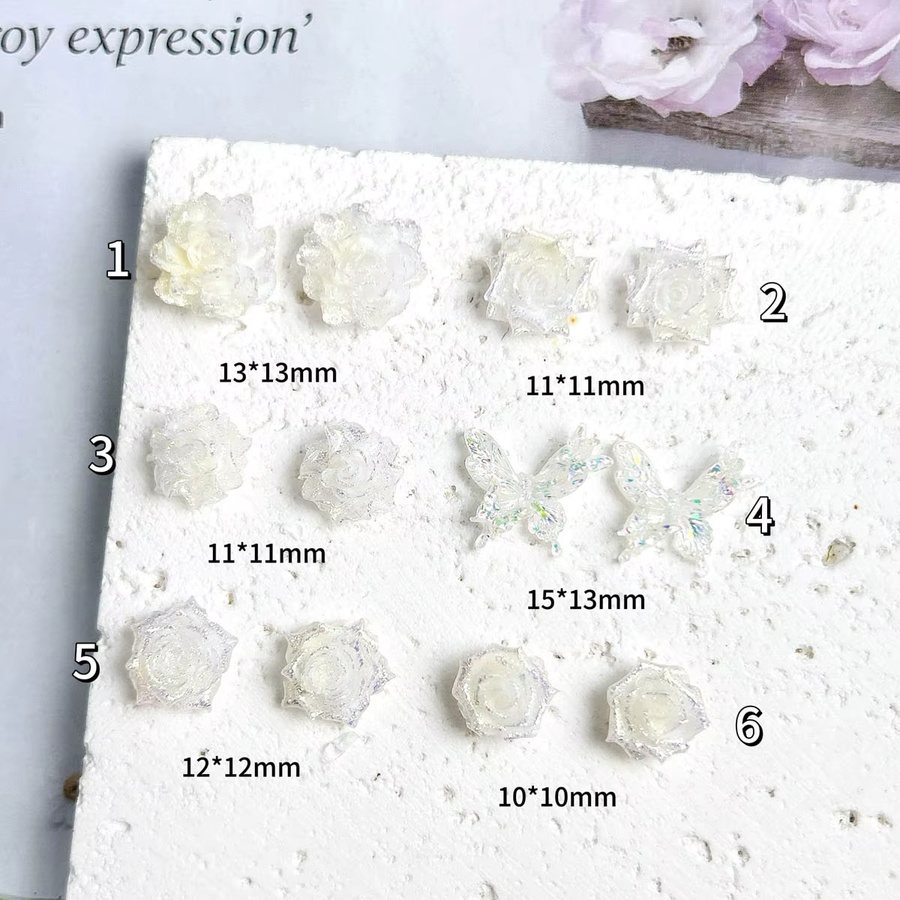 Weiße Kamelie und Schmetterling Nail Art Charms, Glänzend - Bild 1