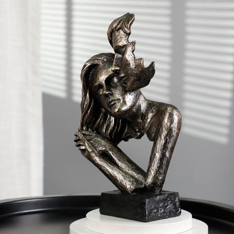 Abstrakte Paar-Ornamente von Yiran Furniture als Harzstatue mit halben Gesichtern in Gold und Blau als Geschenk für Valentinstag oder Hochzeit - Bild 2