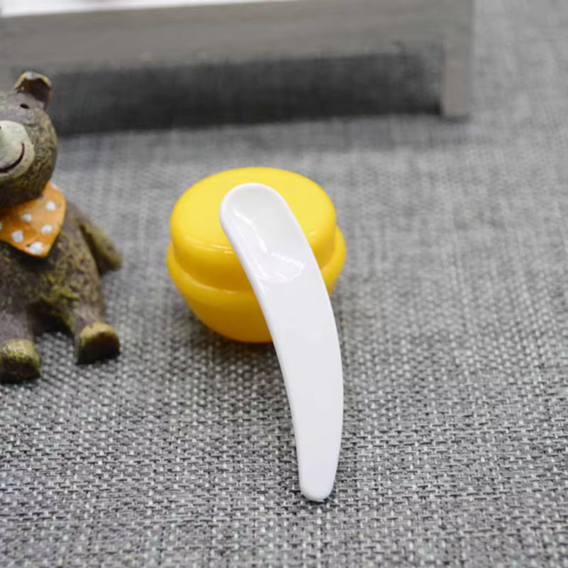 10 Stück Mini Spachtel Einweg, Gebogene Scoops für Gesichtsmaske und Augencreme, Unisex - Bild 2