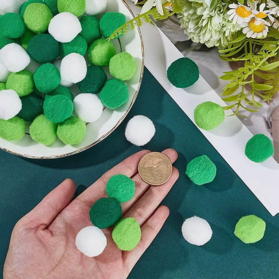 100 Stück grüne Bastel-Pompons aus Polyester, Durchmesser: 25 mm, weiche Mini-Pompom-Kugeln zum Dekorieren - Bild 3