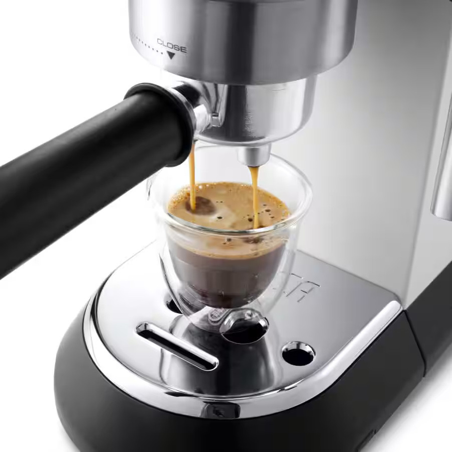 De'Longhi Dedica Style Espressomaschine EC 685.W in Weiß und Silber - Bild 4