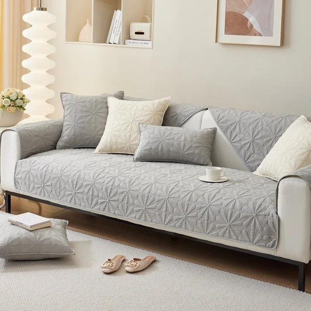 Rutschfester Jacquard Sofa Überwurf mit Blumenmuster in Grau, B/B/B: 70 x 70 x 70 cm - Bild 1