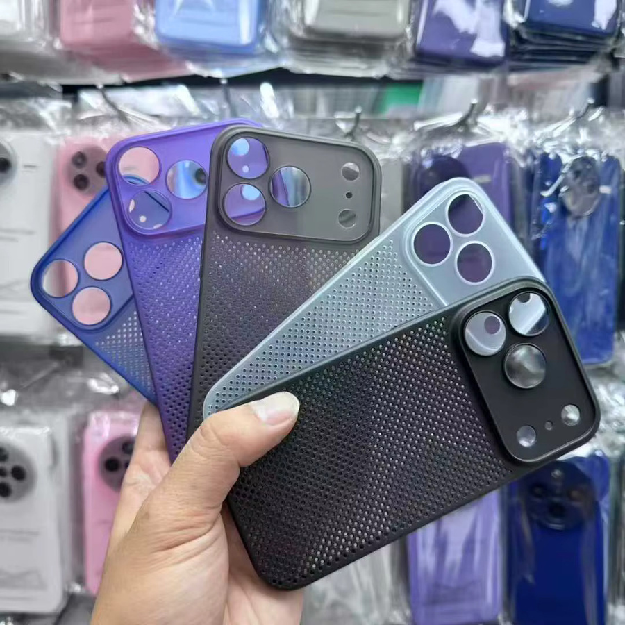 LICOERS Schutzhülle für iPhone 17 Pro Max und iPhone 17 Pro, ultradünnes mattiertes TPU in Schwarz mit Kamera-Schutz und Stoßfestigkeit - Bild 2
