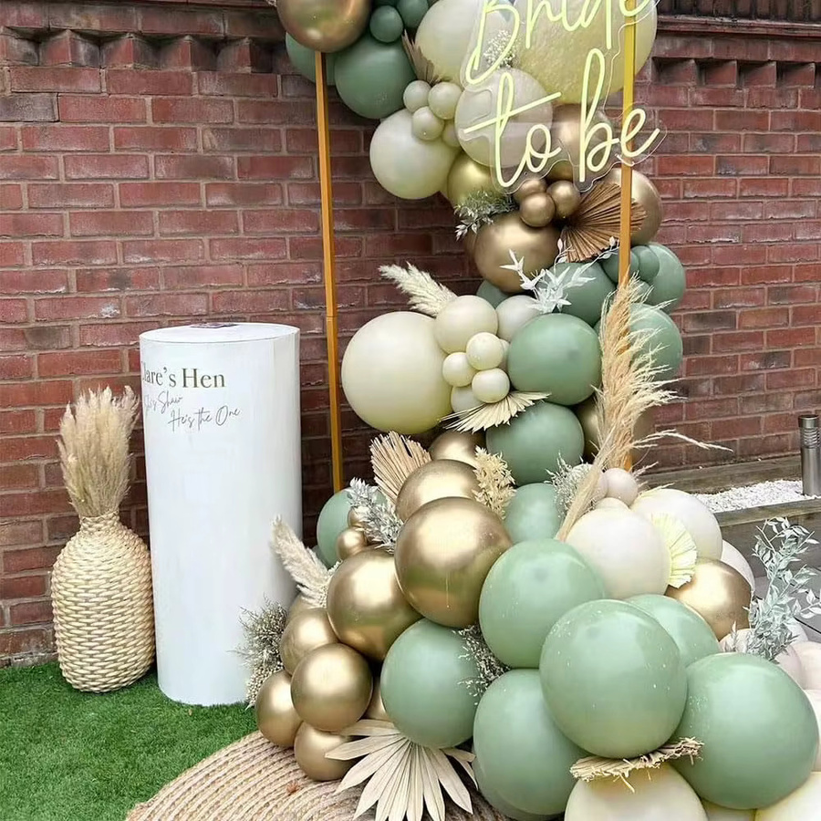 162 Stück Ballonbogen Set MicroPlush in Salbeigrün, Gold, Creme und Weiß für Babyparty, Hochzeit oder Geburtstag im Boho-Stil - Bild 2