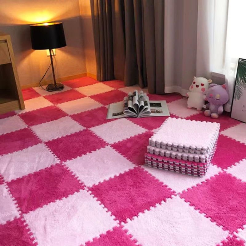 10 Stück ineinandergreifende Puzzle-Fußmatten von DHDH in Weiß, flauschiger Faux Fur Teppich im geometrischen Quadrat-Design, B/T/H: 30 x 30 x 1 cm - Bild 5
