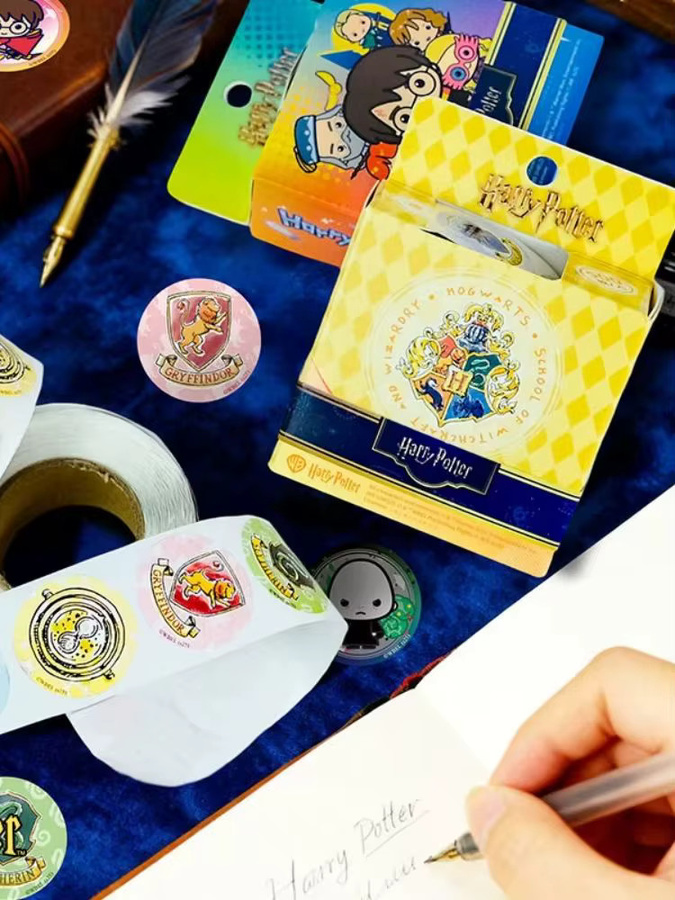 Harry Potter Aufkleber-Rolle, Hogwarts Zauberer-Thema, 500 Stück - Bild 6