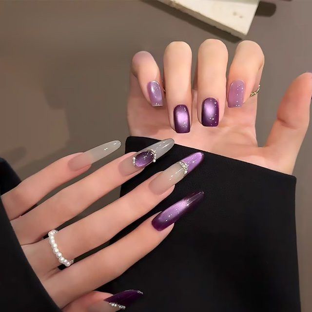 SHAKA Enchanting Purple Cat Eye Gel Nagellack, Schimmernd - Bild 1