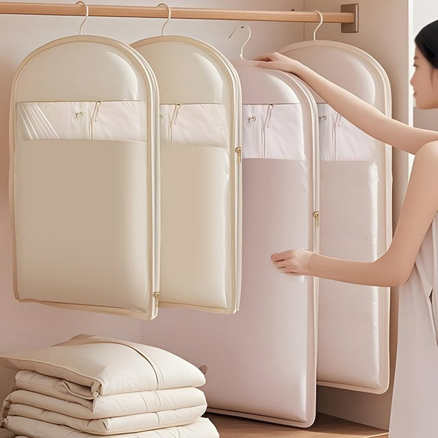 DUSTPROOFVEIL Kompressionsbeutel zur Kleideraufbewahrung für Jacken in Pink und Beige - Bild 1