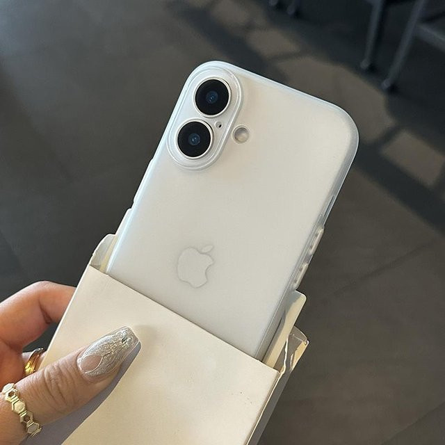 Ultra-dünne matte Silikon-Handyhülle für Apple iPhone 17 16 15 14 13 Pro Max und Plus, 0,3 mm weiche Rückabdeckung, Transparent/Weiß - Bild 1