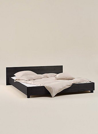 Jotex ALLERUM Bettrahmen aus Massivholz Kiefer in Schwarz B/T/H: 180 x 200 x 205 cm - Bild 1