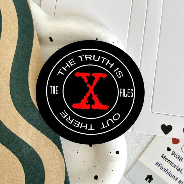 Brosche Die X-Files, Anstecknadel - Bild 1