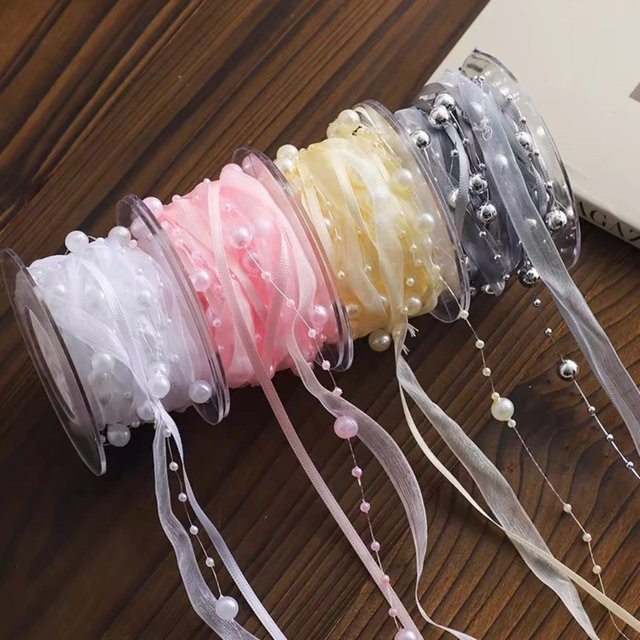 Perlenband für Kleidung und Geschenkverpackungen, 1 Rolle, 4,5 m Länge, Weiß und Mehrfarbig - Bild 1