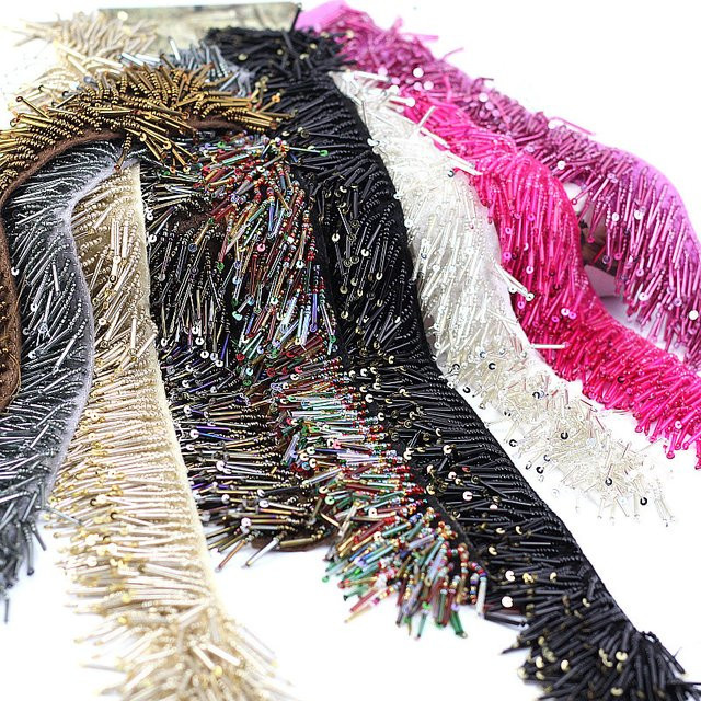 Quaste mit Pailletten und Perlen als Fransenbesatz für Kleidung, Taschen und Vorhänge, DIY Nähzubehör, 1 Yard - Bild 1