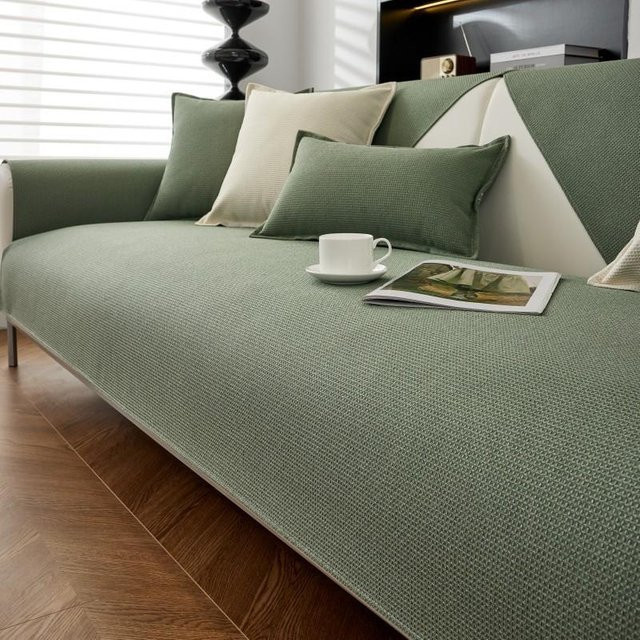 Wasserdichte und rutschfeste Sofa Abdeckung von Your Warm Home in Grün, B/B: 110 x 240 cm - Bild 1