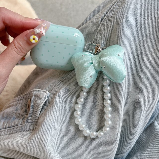 Apple AirPods Schutzhülle Mintgrün mit Polka Dot Muster und Perlen-Bowknot-Anhänger für AirPods 1, 2, 3, 4, Pro 2 und Pro 3 - Bild 1