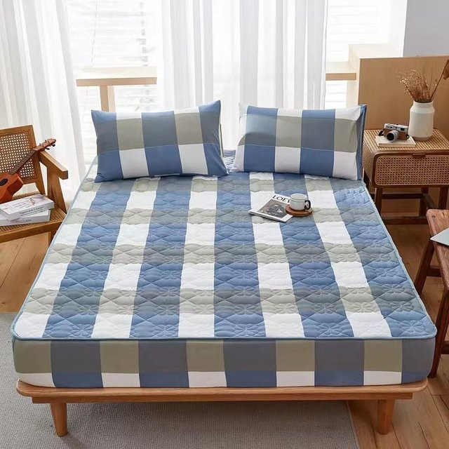 Atmungsaktives und milbenabweisendes Spannbettlaken von Your Warm Home aus Polyester in Blau, B/T/H: 90 x 200 x 30 cm - Bild 1