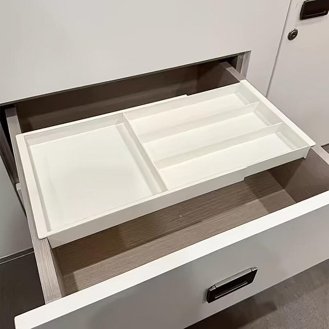 Erweiterbarer Besteckschubladen-Organizer von Binchi Outdoor Product in Weiß als verstellbare Utensilienablage für deine Küche - Bild 1