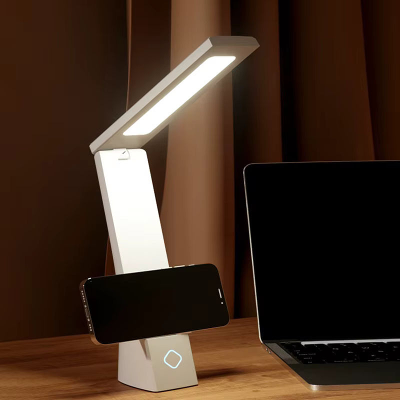 Feimefeiyou LED Schreibtischlampe in Weiß mit USB-Ladefunktion, faltbare Tischleuchte mit Augenschutz und Touch-Steuerung für Schlafzimmer und Schreibtisch, warmweißes Licht - Bild 2