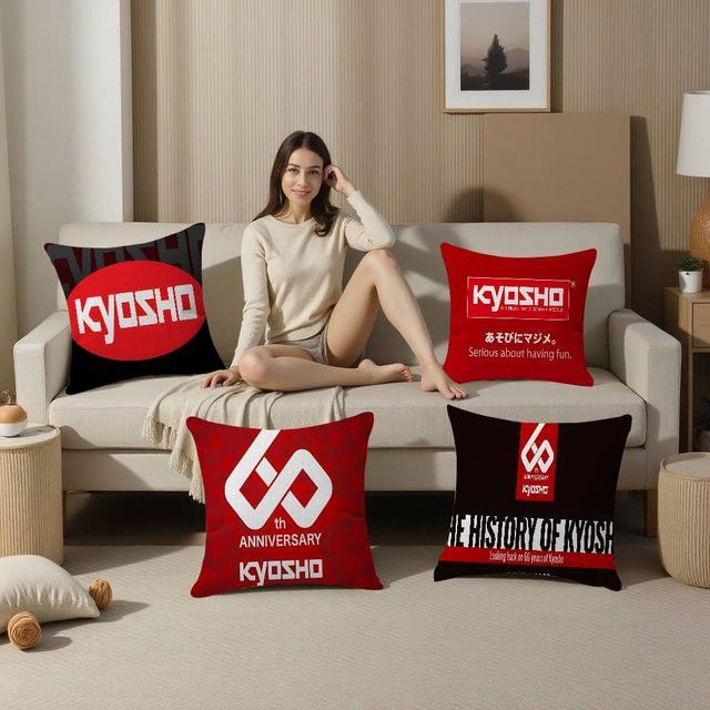 Kyosho Japan RC Logo Kissenbezug für Couch und Deko - Bild 1