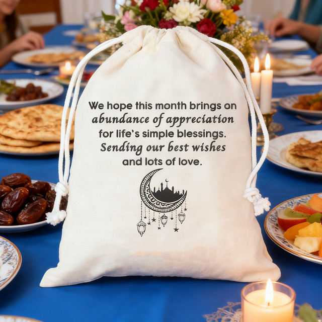 Weiße Ramadan-Geschenktüte Kareem mit Kordelzug für Eid Mubarak und Kindergeschenke - Bild 1