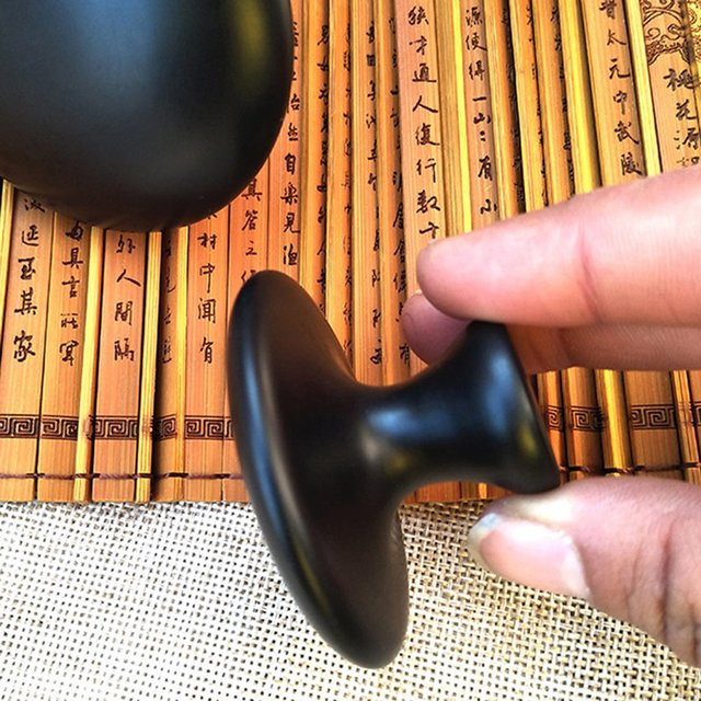 Pilzform Massagesteinwärmer aus Basalt, Gesicht, Unisex - Bild 1