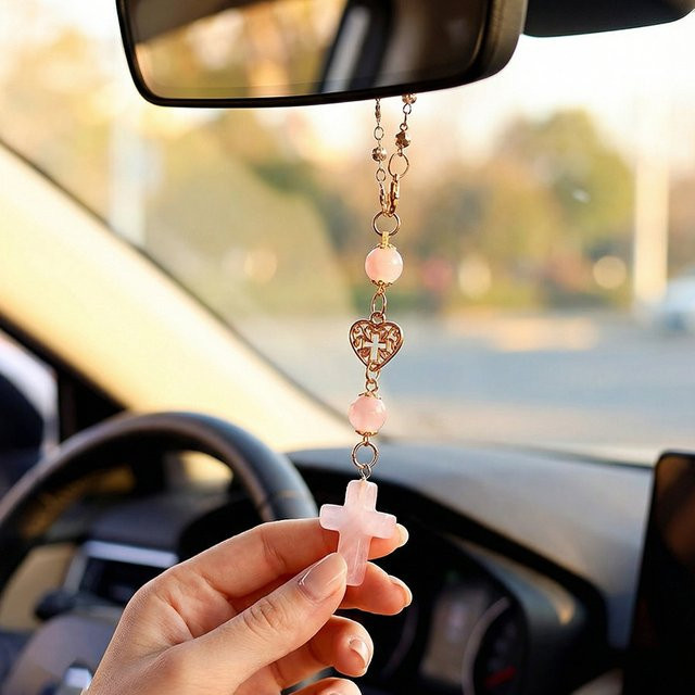 CHENSIYAO Rosenquarz-Kreuz als hängendes Auto-Accessoire in Pink - Bild 1