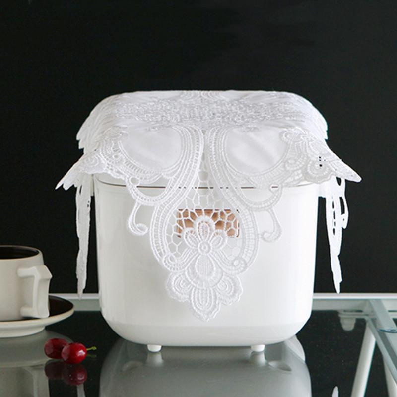 Tischset aus Baumwolle mit Stickerei im britischen Stil, Weiß, B/T: 30 x 30 cm - Bild 5