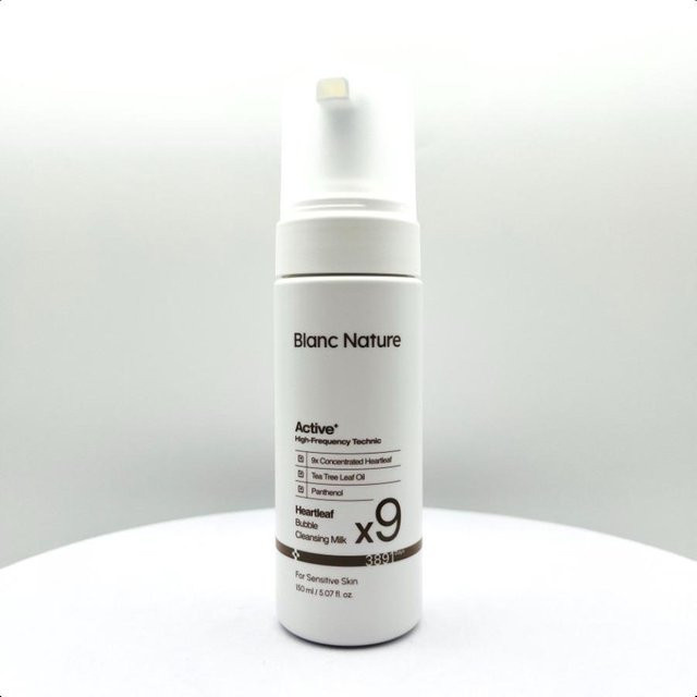 Blanc Nature 9X Herzblatt Blasen-Reinigungscreme, 150 ml, für Akne neigende Haut - Bild 1