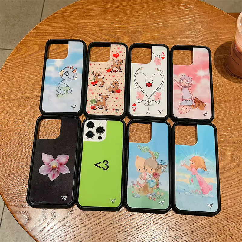 Handyhülle mit Wildblumen-Orchideen-Design in Lila und Grün für Apple iPhone 17, 16, 15, 14, 13, 12 Pro Max Plus - Bild 1