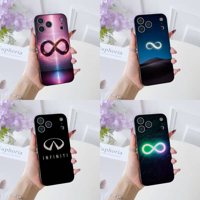 Infiniti Logo Handyhülle aus weichem Silikon für iPhone Modelle in Schwarz - Bild 1