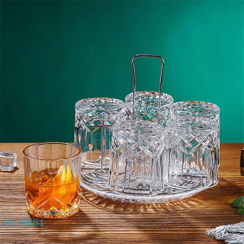 Metall- und Glas-Becherregal in Silber als Organizer und Abtropfhalter für Wasserbecher - Bild 2