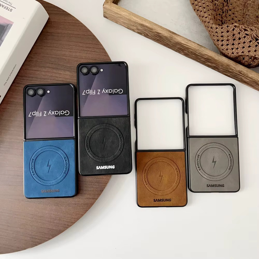 Samsung Galaxy Z Flip 8 und Z Flip 7 Magnetische Anti-Sturz Handyhülle aus Mattem Lightning Napa Grain Leder in Blau mit MagSafe Kompatibilität - Bild 2