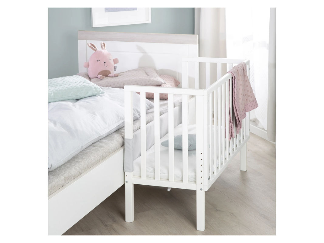 Roba Beistellbett 2in1 safe asleep mit Barriere und Matratze aus Holz in Weiß - Bild 2