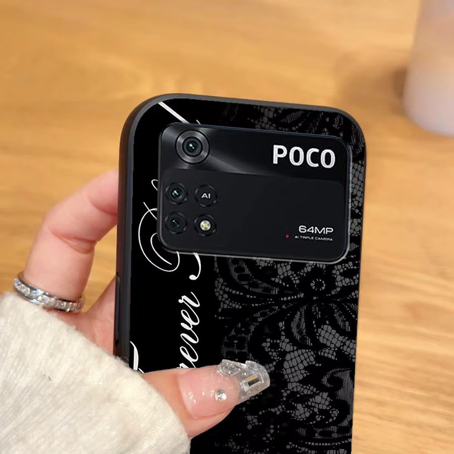 Schwarze Spitzenhülle für Xiaomi Poco F-Serie als elegante Handyhülle - Bild 1