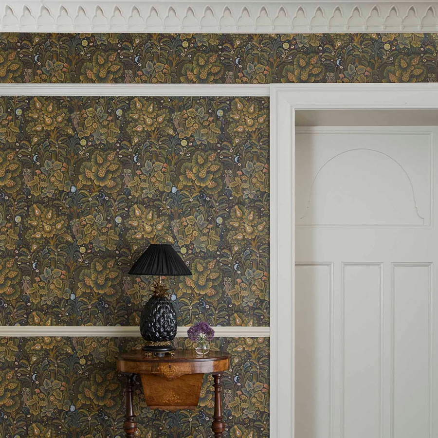 House of Hackney Tapete Moon Garden Midnight in Multicolour mit floralem Art Nouveau Design - Bild 1