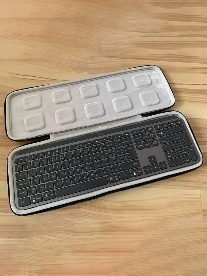 Logitech MX Keys Wireless Keyboard Tragetasche, harte Aufbewahrungstasche, Schwarz - Bild 3