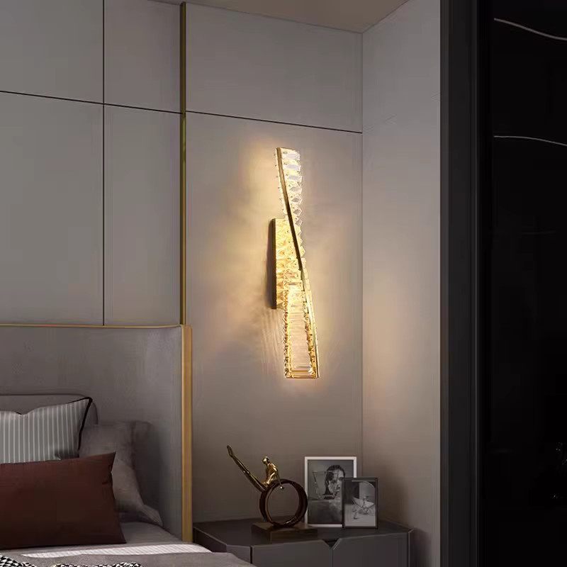 JIANKEXING Kristall-Wandleuchte in Gold/Messing mit transparentem Design für Wohnzimmer, Schlafzimmer und Flur - Bild 3