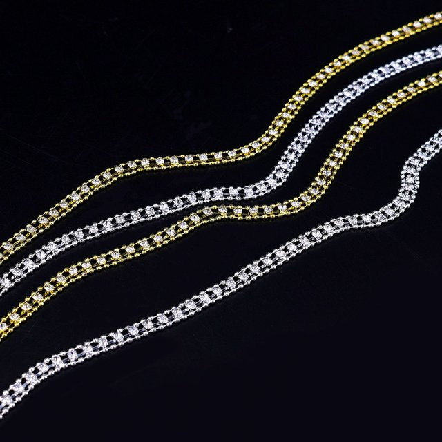 Klauenkette, klare Strass, dreireihig - Bild 1
