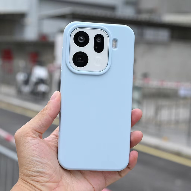 Mattierte Flüssigsilikon-Schutzhülle für OPPO Find X9 und Find X8 Pro in Purple, hautfreundlich und anti-Fingerabdruck - Bild 1