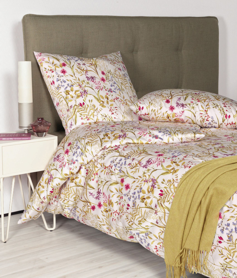 Janine Moments Mako-Satin Bettwäsche Wiesenblumen Floral in Lila Rosa Grün, B/H: 155 x 220 cm mit Kissenbezug 80 x 80 cm - Bild 1