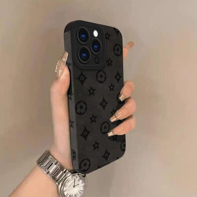 Handyhülle aus Lammleder mit Vintage Muster für Apple iPhone 11 bis iPhone 17 Pro Max in Schwarz - Bild 1