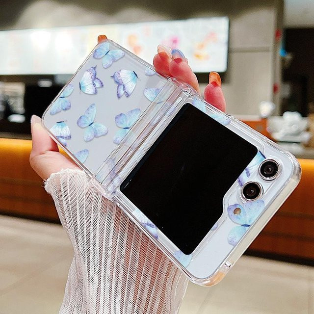 MOESOE Hard Cover Schutzhülle für Samsung Galaxy Z Flip 6 5 4 3 mit Schmetterling und Blumen Design in Transparent Multicolour - Bild 1