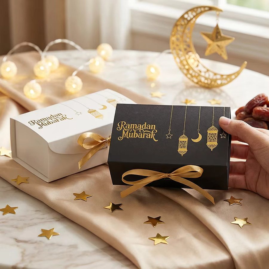 10er-Pack Mini-Geschenkboxen aus Papier in quadratischer Form mit goldenen Sternen in Schwarz-Weiß und Bändern für Pralinen und Eid Mubarak Leckereien - Bild 5