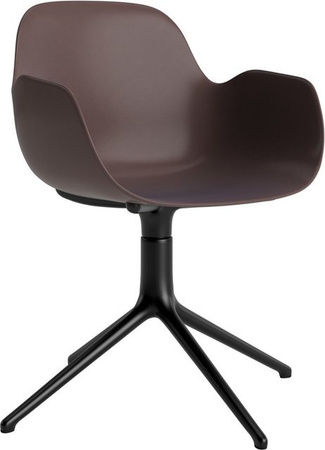Normann Copenhagen Form Drehsessel mit Armlehnen in Braun mit Metallgestell