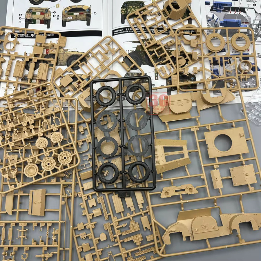 Lanmo Autoblinda italienisches Panzerfahrzeug, Modellbausatz, Kunststoff, 1:35 - Bild 3