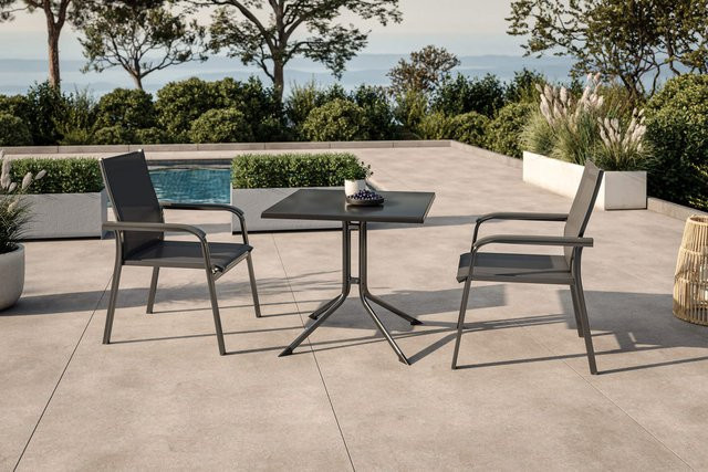 Kettler BOULEVARD/BASIC Plus Garten-Essgruppe aus Aluminium in Anthrazit mit Klapptisch und 2 Stapelsesseln, Tisch Breite: 80 cm, Breite: 80 cm, Tiefe: 80 cm - Bild 1