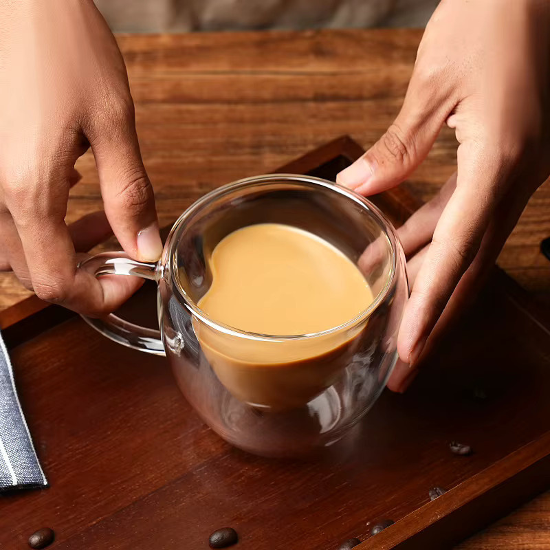 Hochwertige Kaffeetasse aus doppellagigem Glas, transparent, hitzebeständig mit Griff - Bild 2